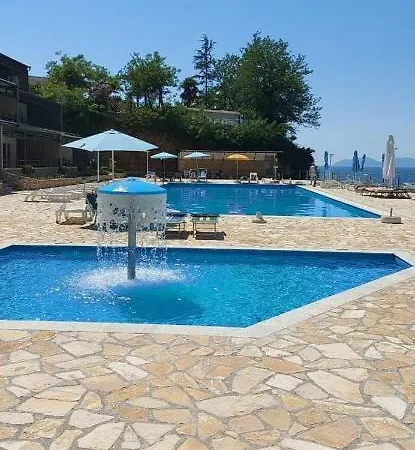Villa Amos At Aquamarine Residence Vlore Exterior photo