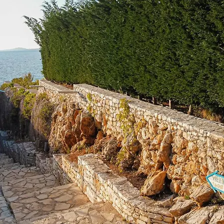 Villa Amos At Aquamarine Residence Vlore Exterior photo